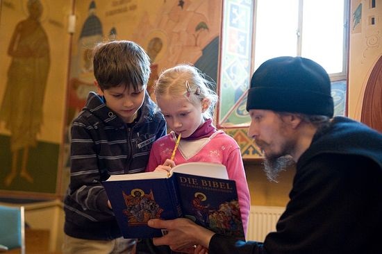 Padre Daniil Sysoev: Perché andare in chiesa ogni domenica (3/3)