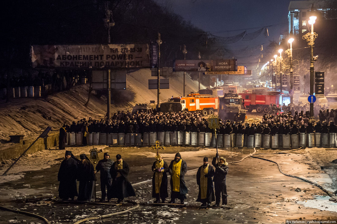 "Patriottismo ordinario": intervista ai monaci pacificatori di Kiev