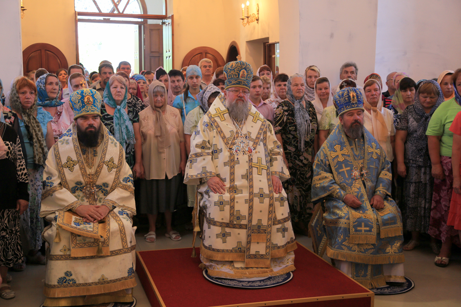 Consacrata una chiesa a Gorlovka in mezzo alle esplosioni