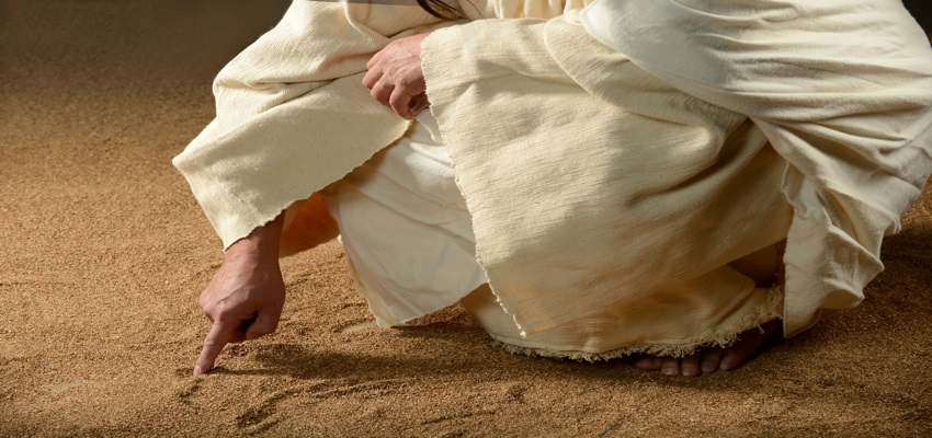 Che cosa ha scritto Cristo sulla sabbia?