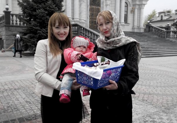 La lettera di una madre: "Chi ha dato l'ordine di uccidere le mie bambine?"