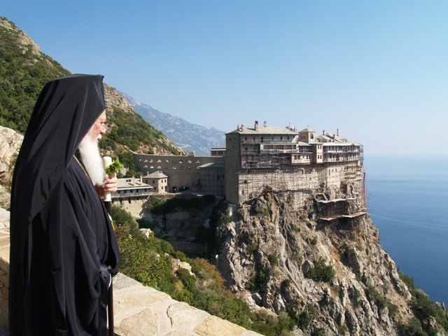 Si parla di nuovo di un "tetto" per i non greci al Monte Athos