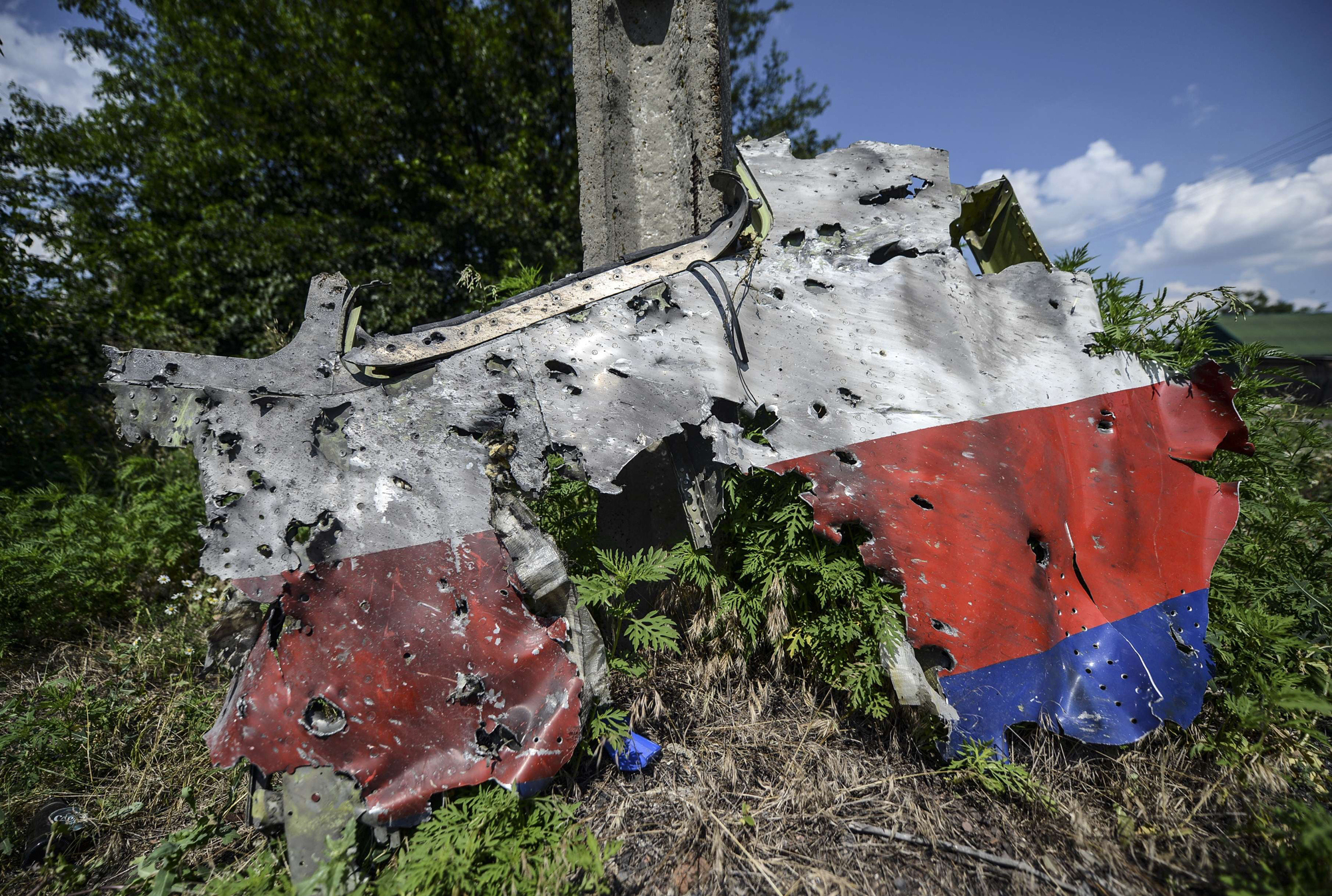 Una partita a tennis: 3 set per uccidere i civili della Novorossija