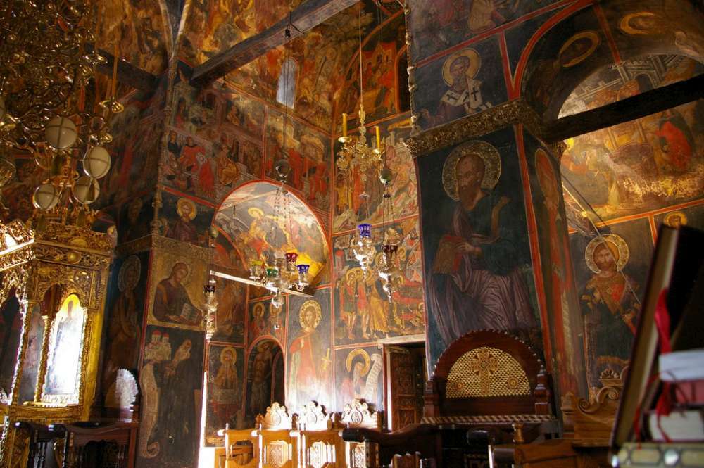 L'illuminazione nelle chiese ortodosse: principi liturgici e problemi pratici