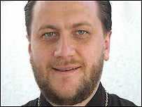 Un augurio a padre Igor' Vyzhanov