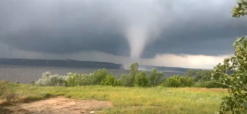Un tornado deviato da una preghiera
