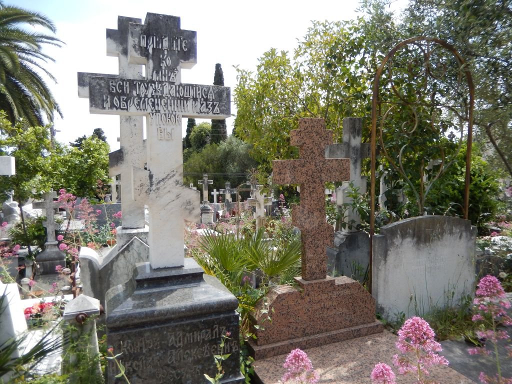 Il cimitero ortodosso russo di Nizza: pareri a confronto