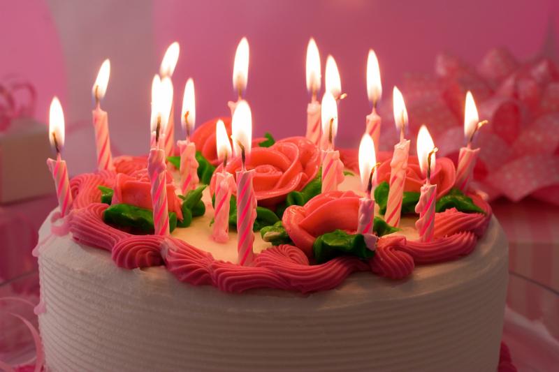 Come dovrebbe un cristiano ortodosso celebrare il suo compleanno e il suo onomastico?