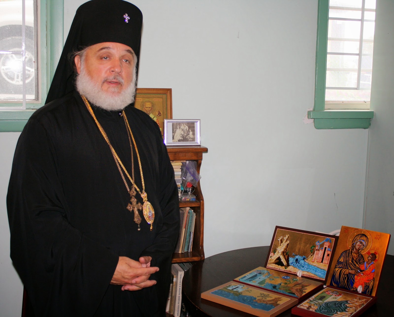 Discussione con sua Eminenza l'arcivescovo Gabriel di Montreal e del Canada
