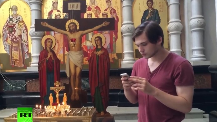 La nuova incarnazione delle Pussy Riot: Ruslan Sokolovskij