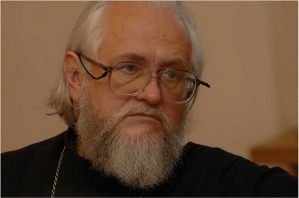 Padre Vladislav Tsipyn sulla sinfonia tra Chiesa e Stato