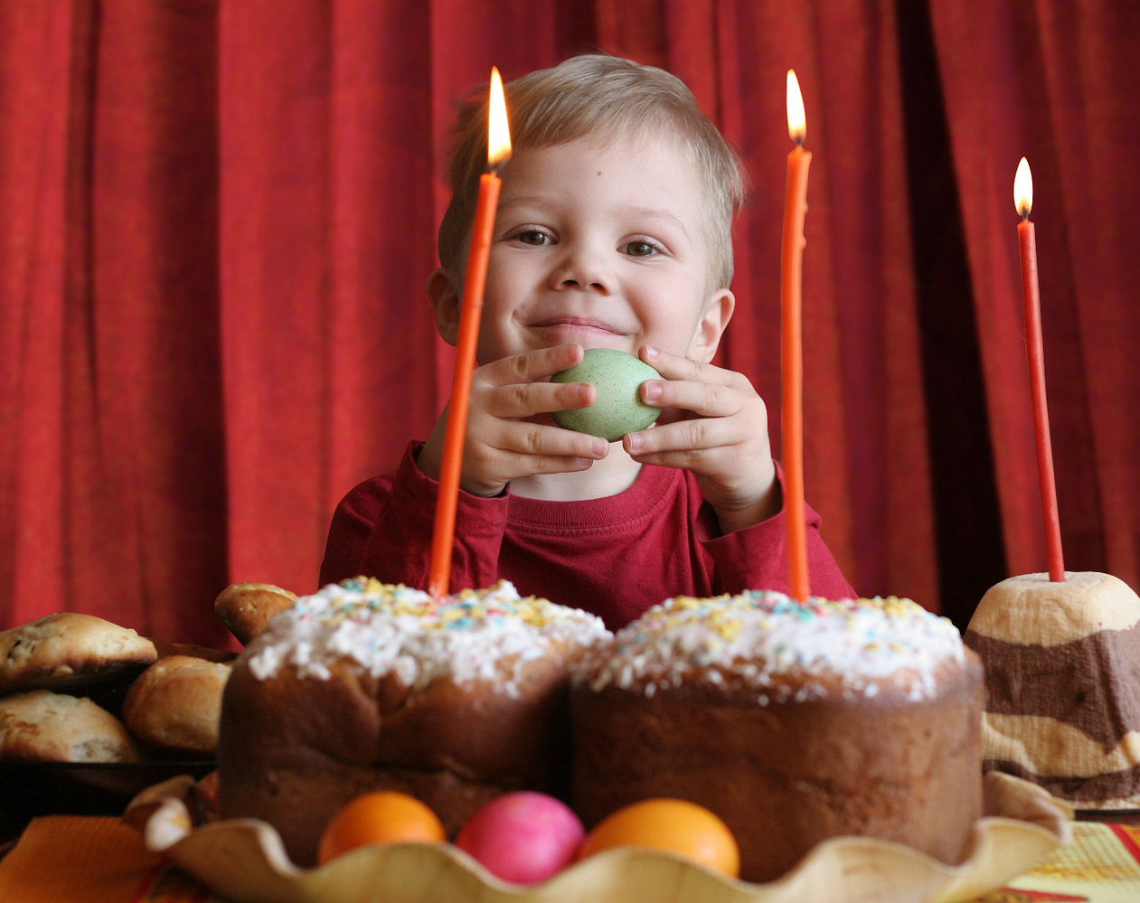 Come condividere con gli altri la gioia della Pasqua