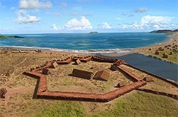 La russofobia contagia anche le Hawaii: il rinnegamento delle radici storiche di Fort Elizabeth