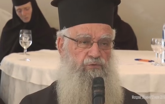 Padre Theodoros Zisis: “non stiamo facendo appelli per uno scisma”