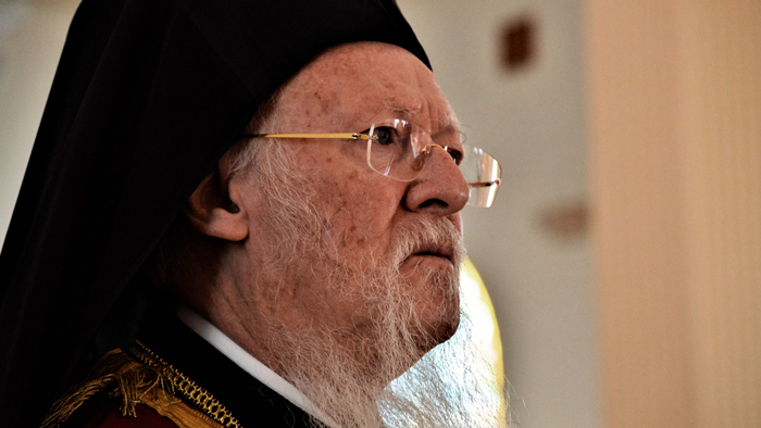 Il Patriarcato di Costantinopoli ha bisogno di ammettere il suo status reale nel mondo ortodosso