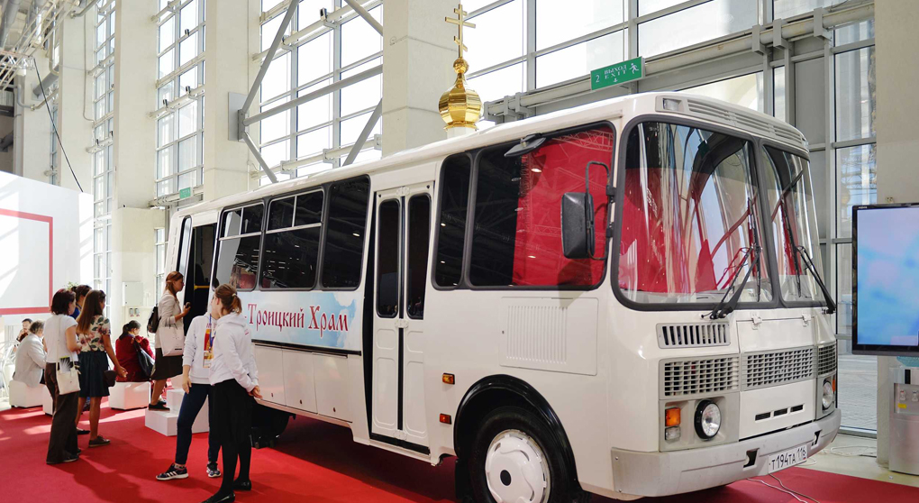 L'unico autobus-chiesa in Russia presentato a Mosca