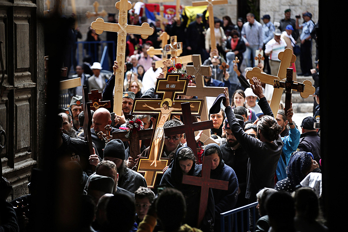 I fedeli delle parrocchie ucraine sequestrate dagli scismatici apriranno a Gerusalemme la processione del Venerdì Santo
