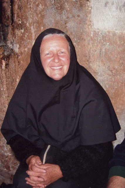 L'anziana Maria Maddalena (Le Beller), eremita al Monte Sinai (+2013)