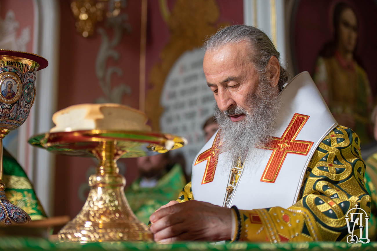 I politici cercano di sedersi sul trono della Chiesa perché non vedono Cristo che vi è seduto sopra