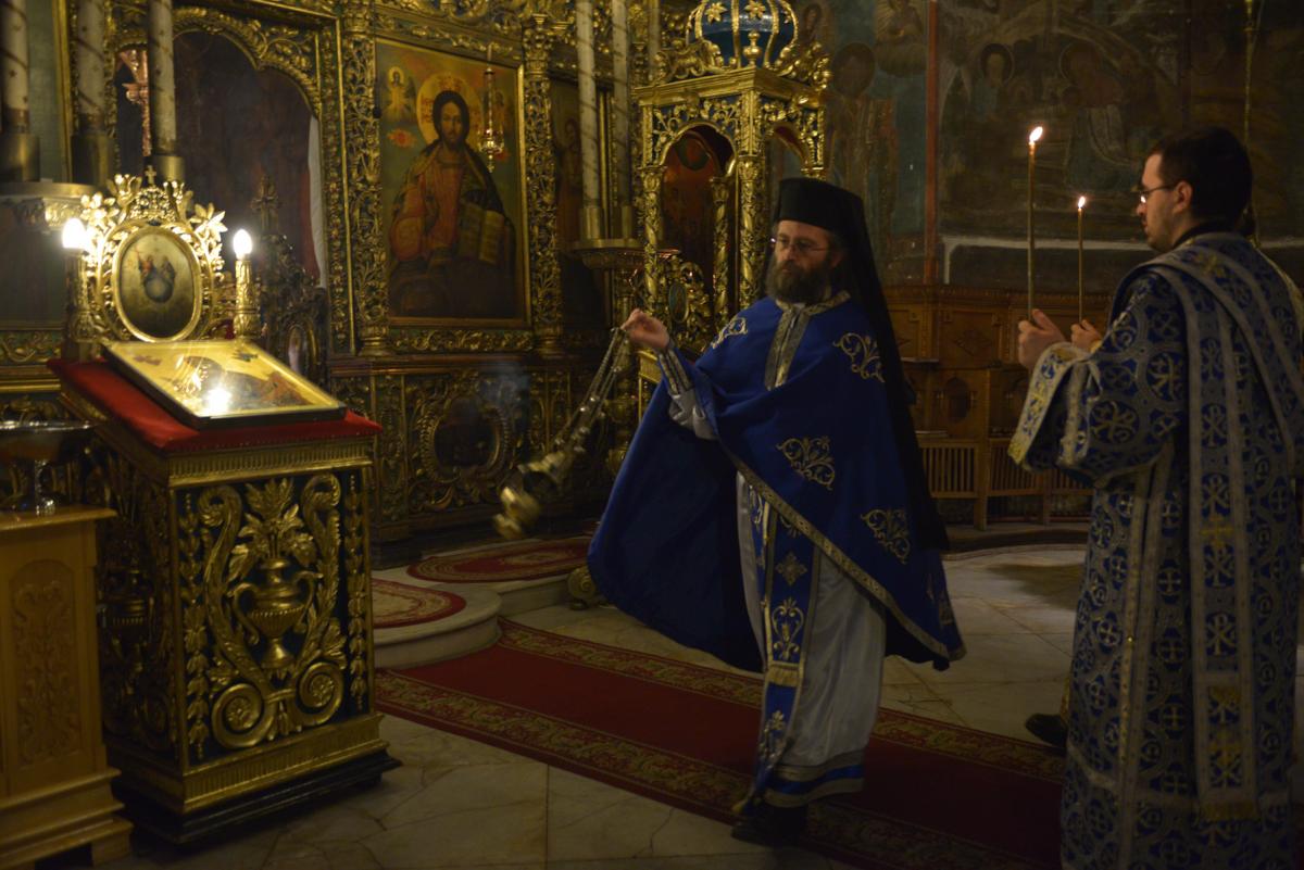 (In)definizioni liturgiche: l'incensazione all'Inno cherubico