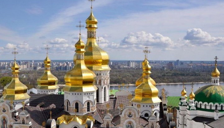 Zelenskij conferma che la Lavra delle grotte di Kiev rimarrà in uso alla Chiesa ortodossa ucraina