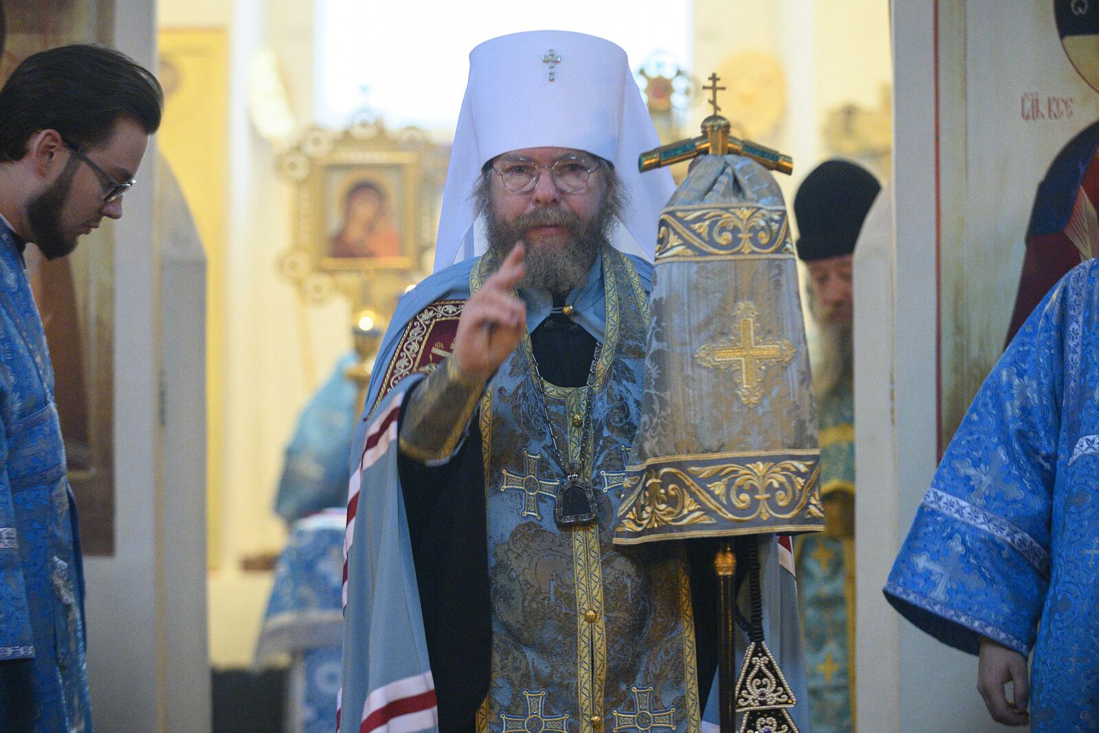 Liturgia archieratica di Rito Antico a Pskov