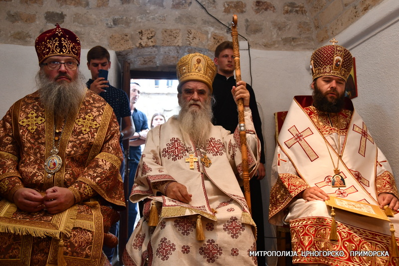 Due tipi di visite episcopali e due mentalità emergenti