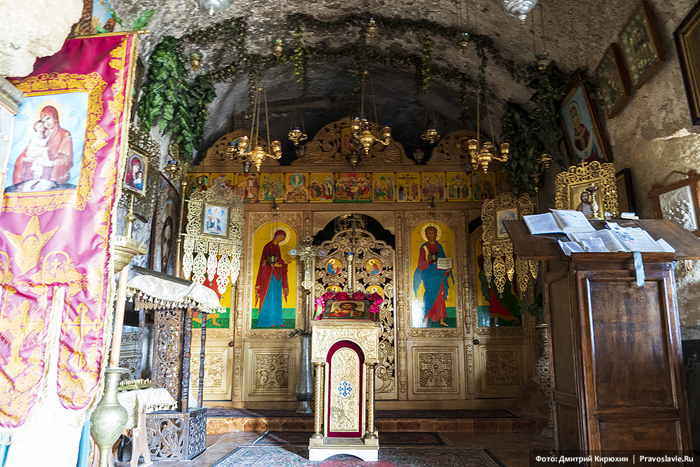 I monasteri rupestri della Crimea