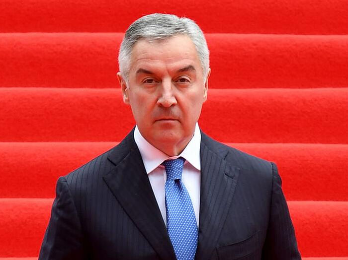 Le dichiarazioni ignoranti del presidente montenegrino dividono il paese