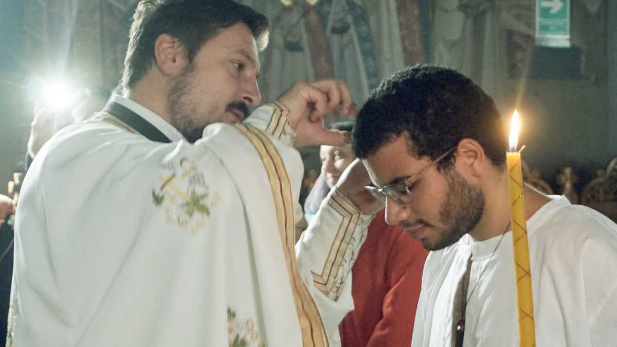 Giovane brasiliano convertito all'Ortodossia dice che la Romania gli porta la pace