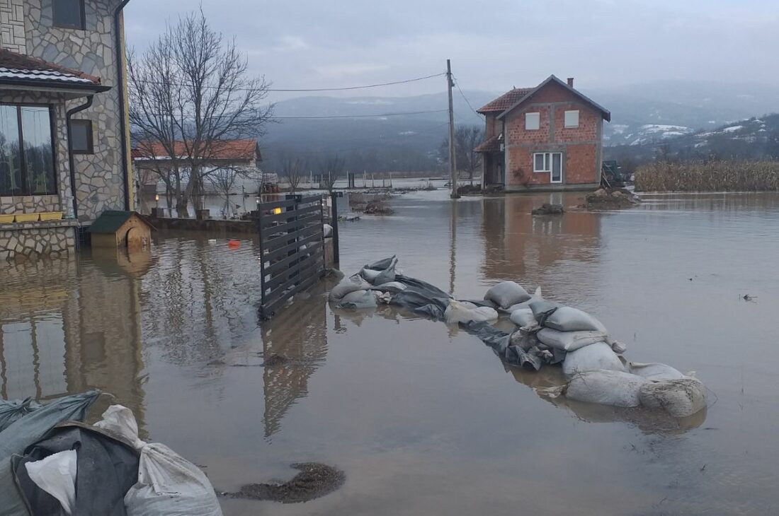 Una grave inondazione distrugge le mense diocesane del Kosovo