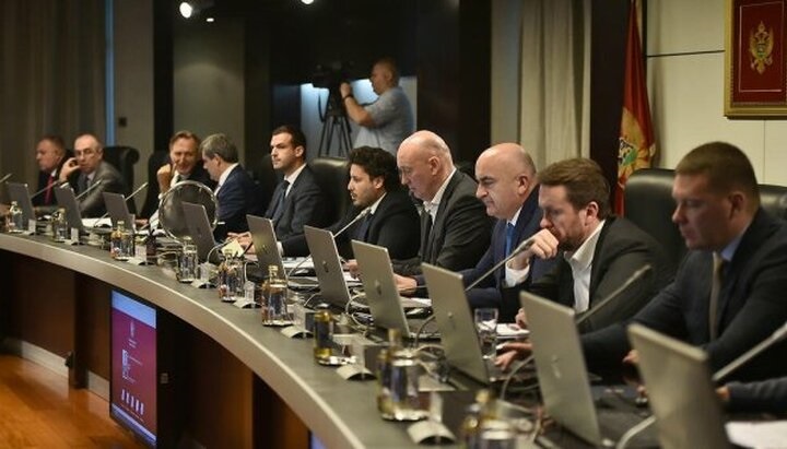 Il governo del Montenegro approva il testo dell'accordo con la Chiesa serba