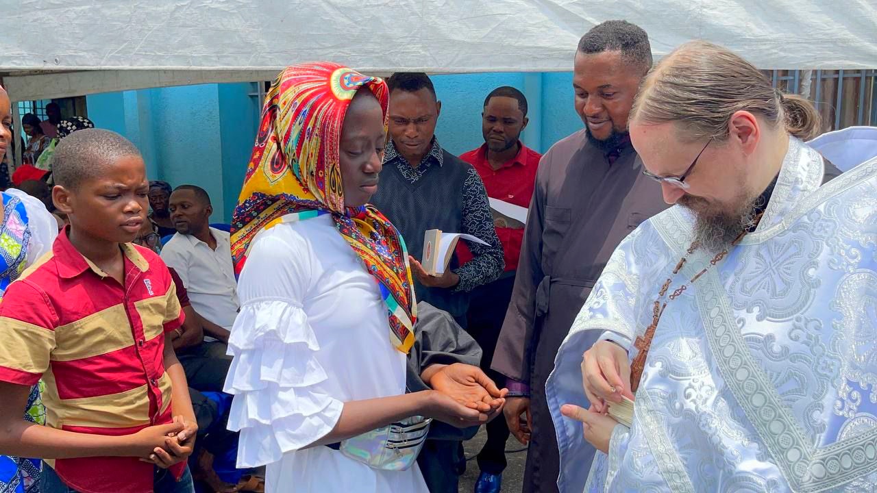 Nuova conversione di una comunità nell'Esarcato russo d'Africa