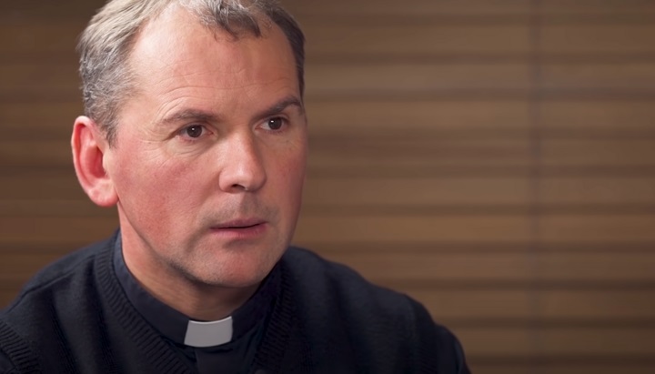 Sacerdote uniate che chiedeva la riconciliazione sospeso dal ministero