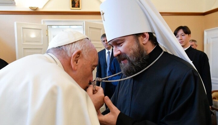 "Dopo che la Chiesa cattolica romana ha benedetto le coppie gay, la riunificazione con l'Ortodossia è impossibile"