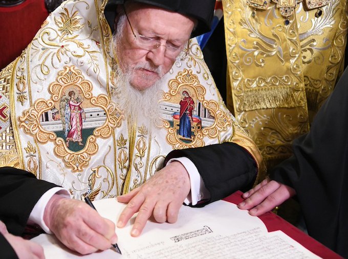 Il ruolo essenziale del patriarca Bartolomeo nel peggiorare la persecuzione ucraina