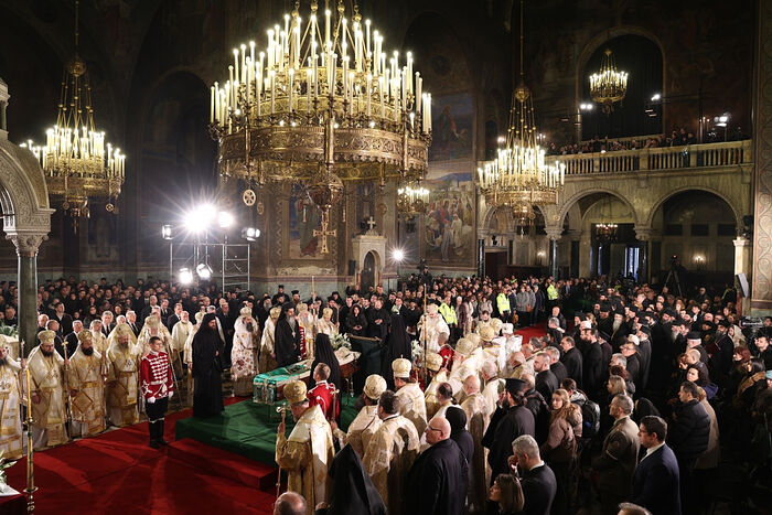 Il funerale del patriarca Neofit e le continue pretese fanariote