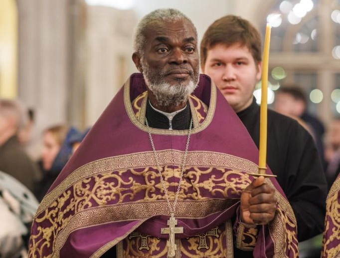 Intervista a un prete ivoriano a Mosca