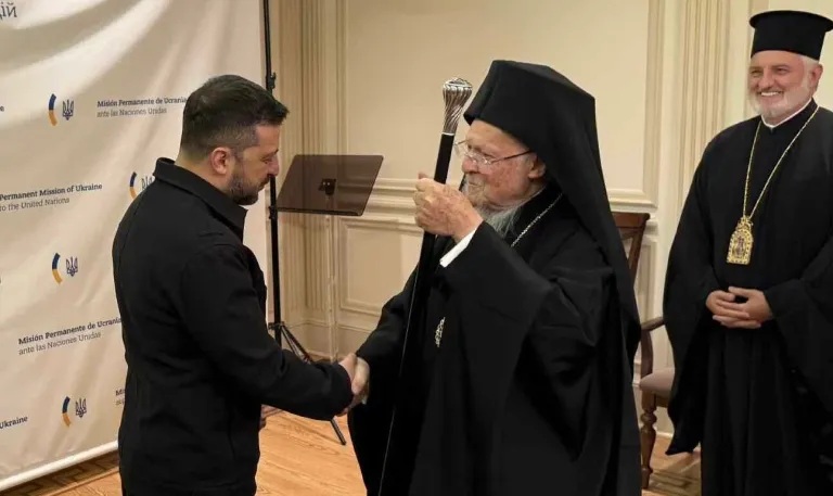 Due patriarchi molto diversi: Costantinopoli contro Romania