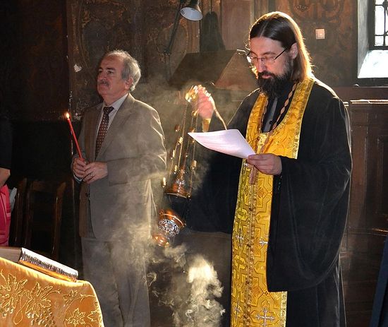 Perché gli ortodossi pregano per i loro defunti devoti?