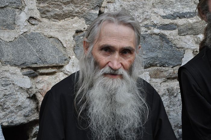 La vita e la benedizione dell'anziano Ilij