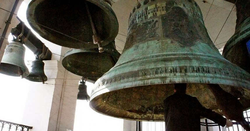 Corsi di suono delle campane nella Russia centrale (Saratov)